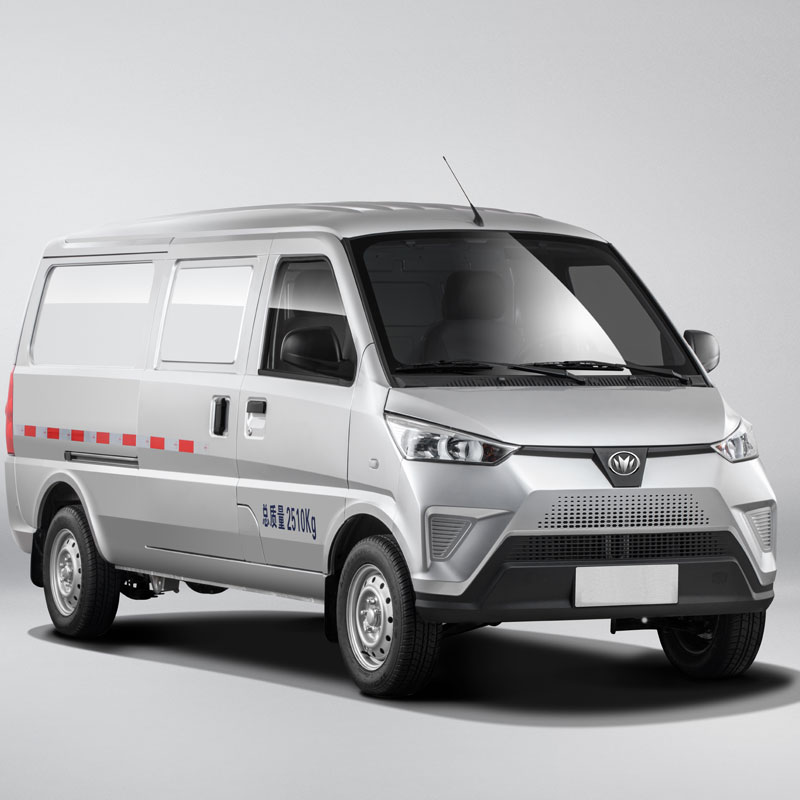 Kokie yra elektrinio mikroautobuso pranašumai?